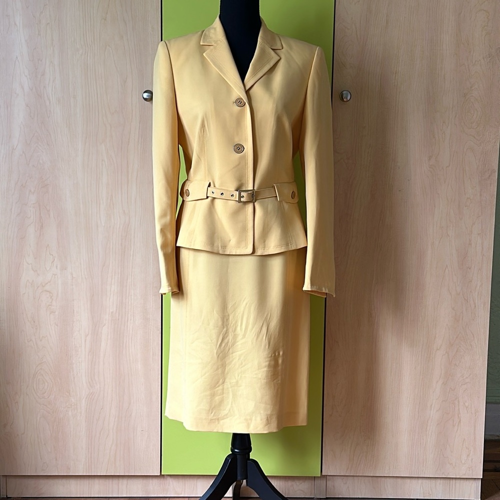 KASPER Women’s Skirt Suit